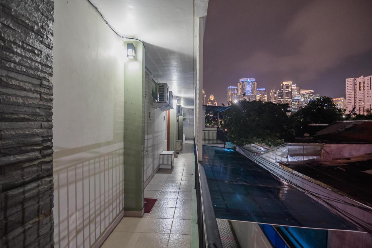 RedDoorz Plus near Semanggi Jakarta Exterior foto